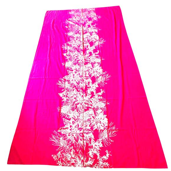 Vintage Christmas Holiday tablecloth buffet size rectangle red with gold leaves - Picture 2 of 7